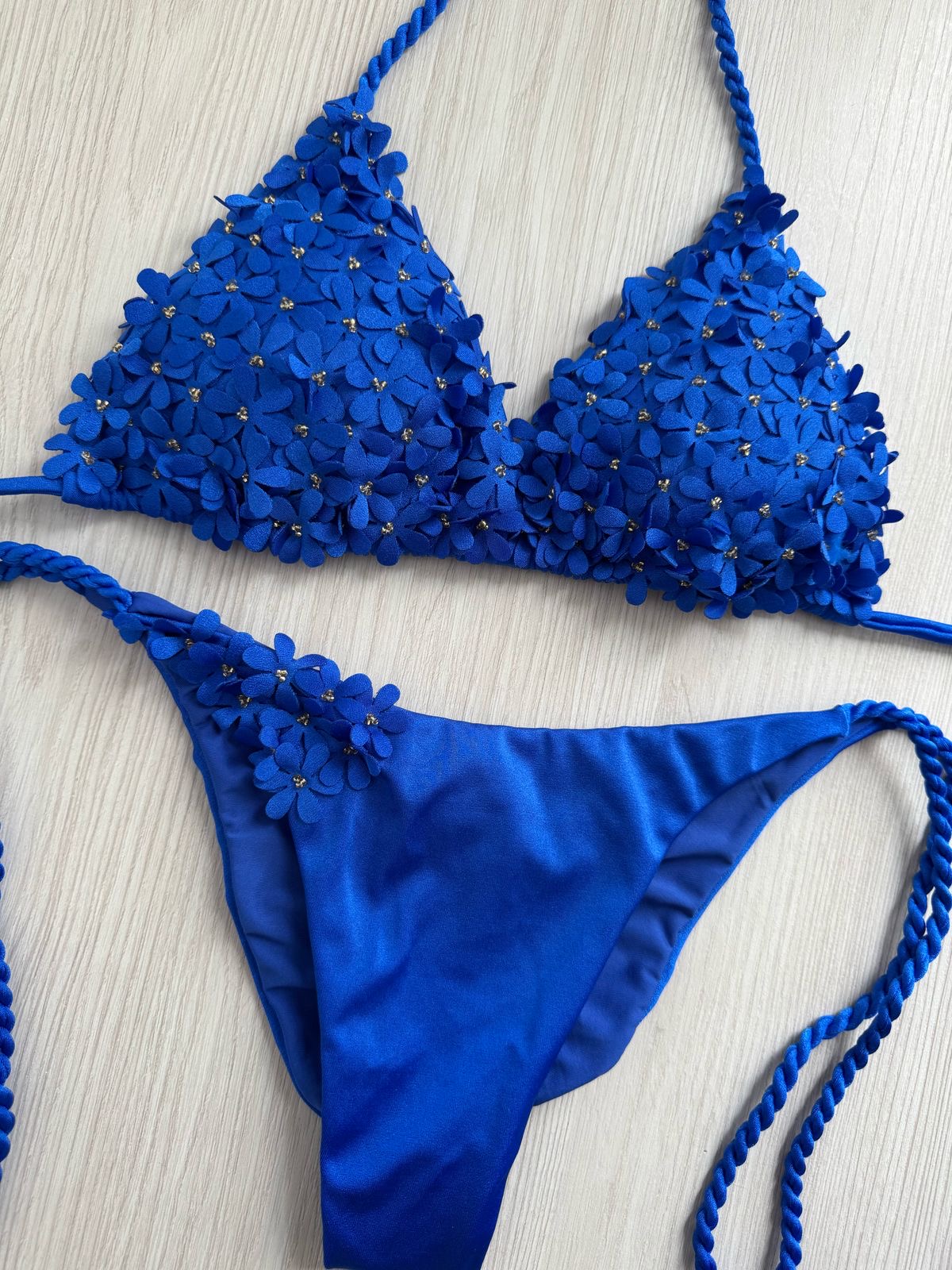 Beach Fashion Only Handgemaakte Flower Bikini Kobalt