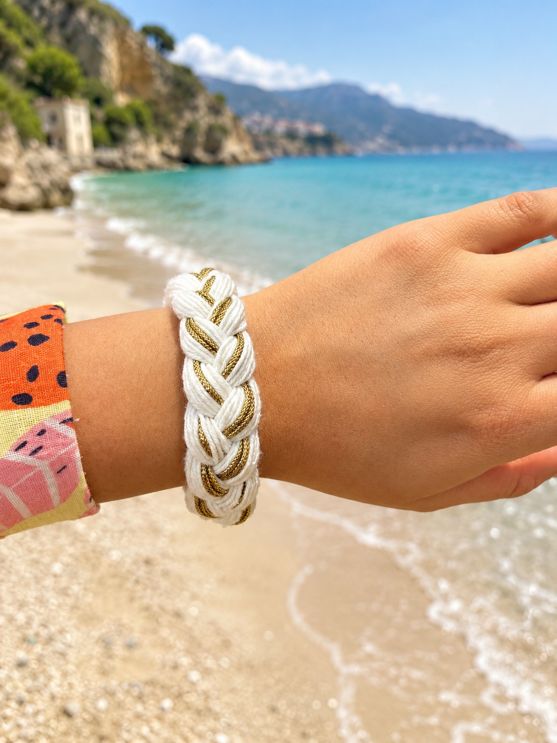 Hot Lava Woven Bracelet Multi/Turquoise/White