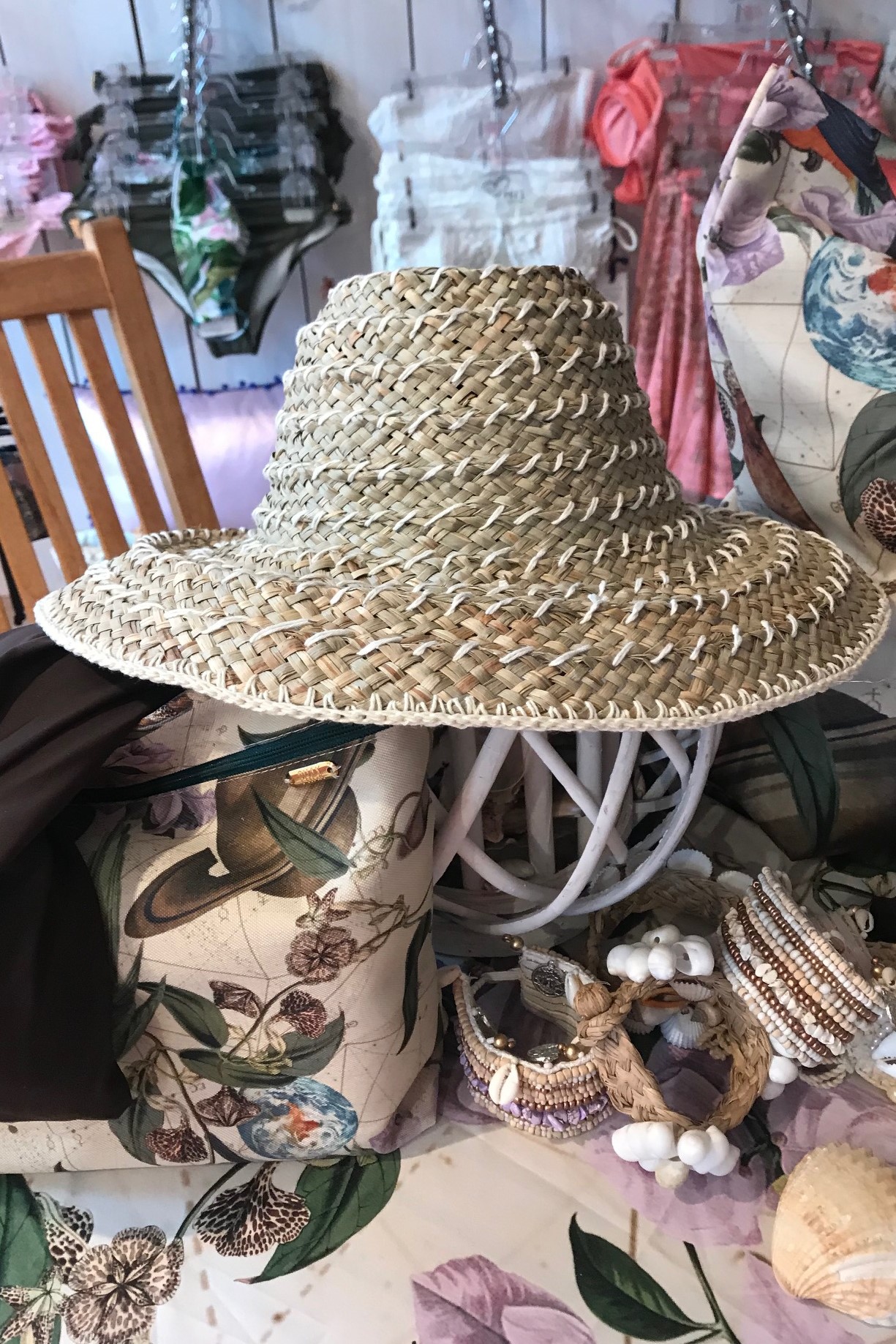 Hot Lava Crochet & Zeegras Hoed Ivoor