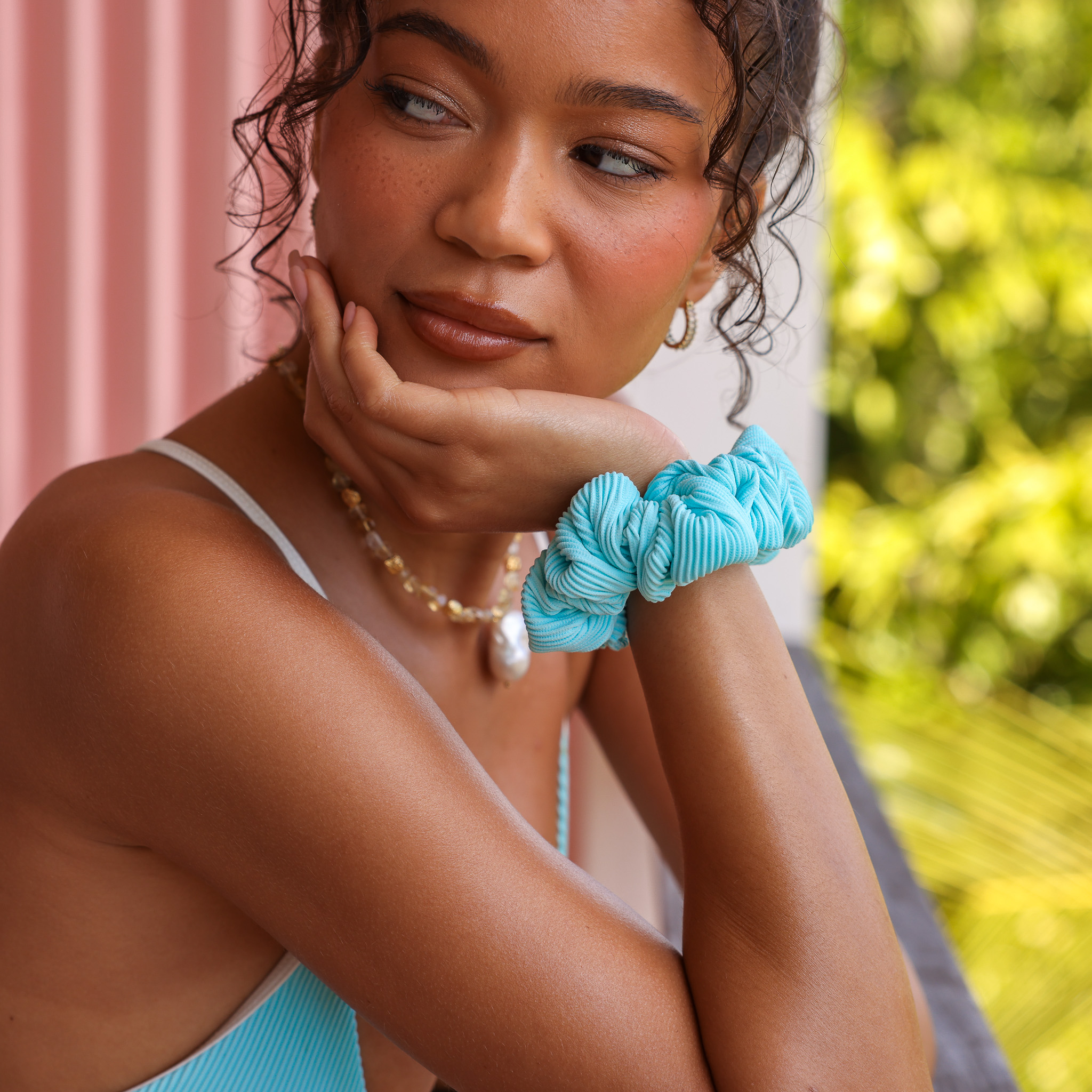 Kulani Kinis Calypso Blue Haar Scrunchie