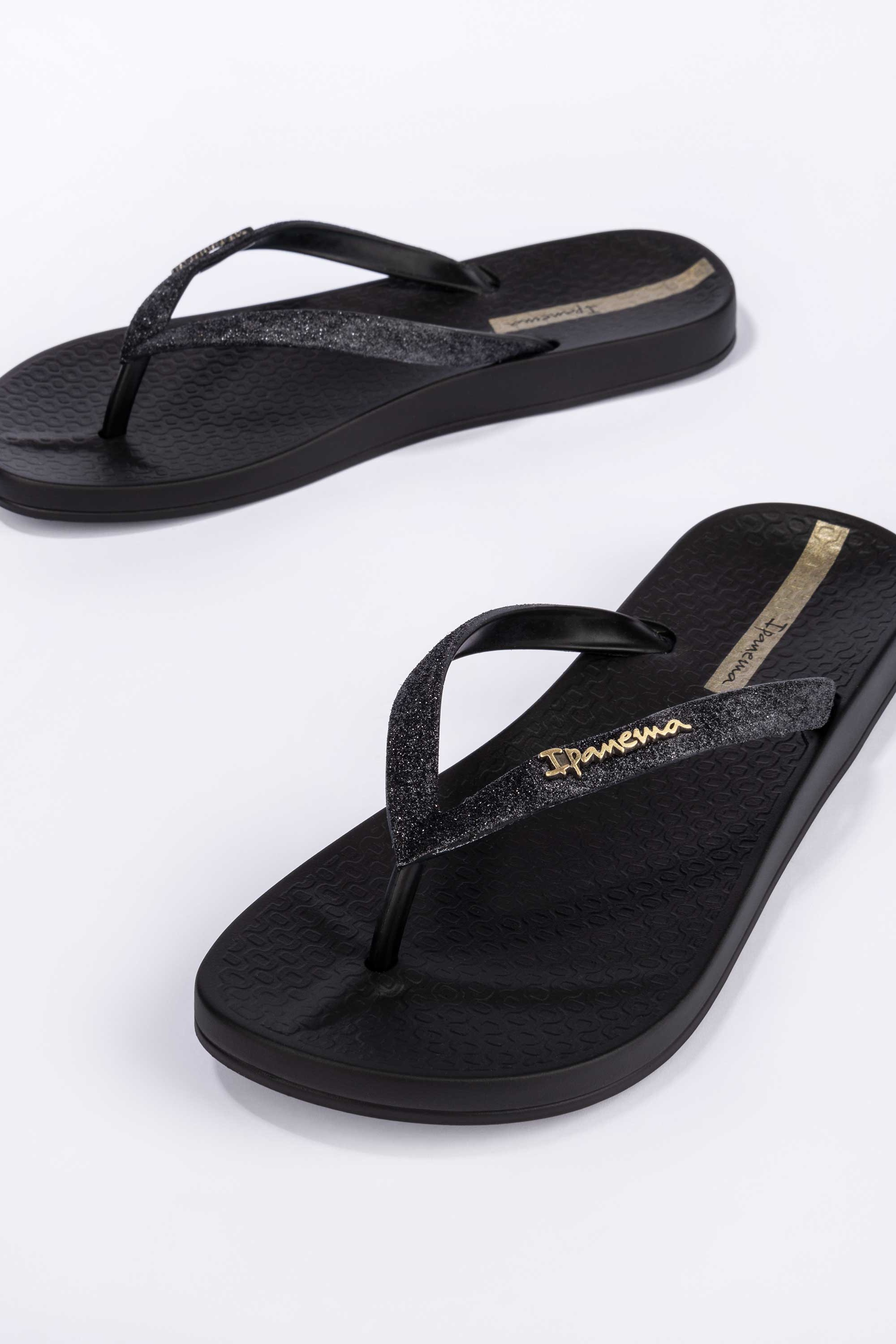 Ipanema Slippers Black with Glitter