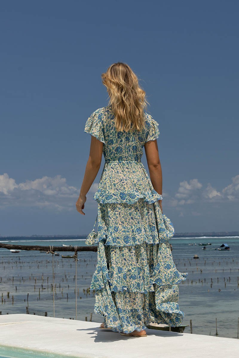 Miss June Lange Jurk Icy Blauw