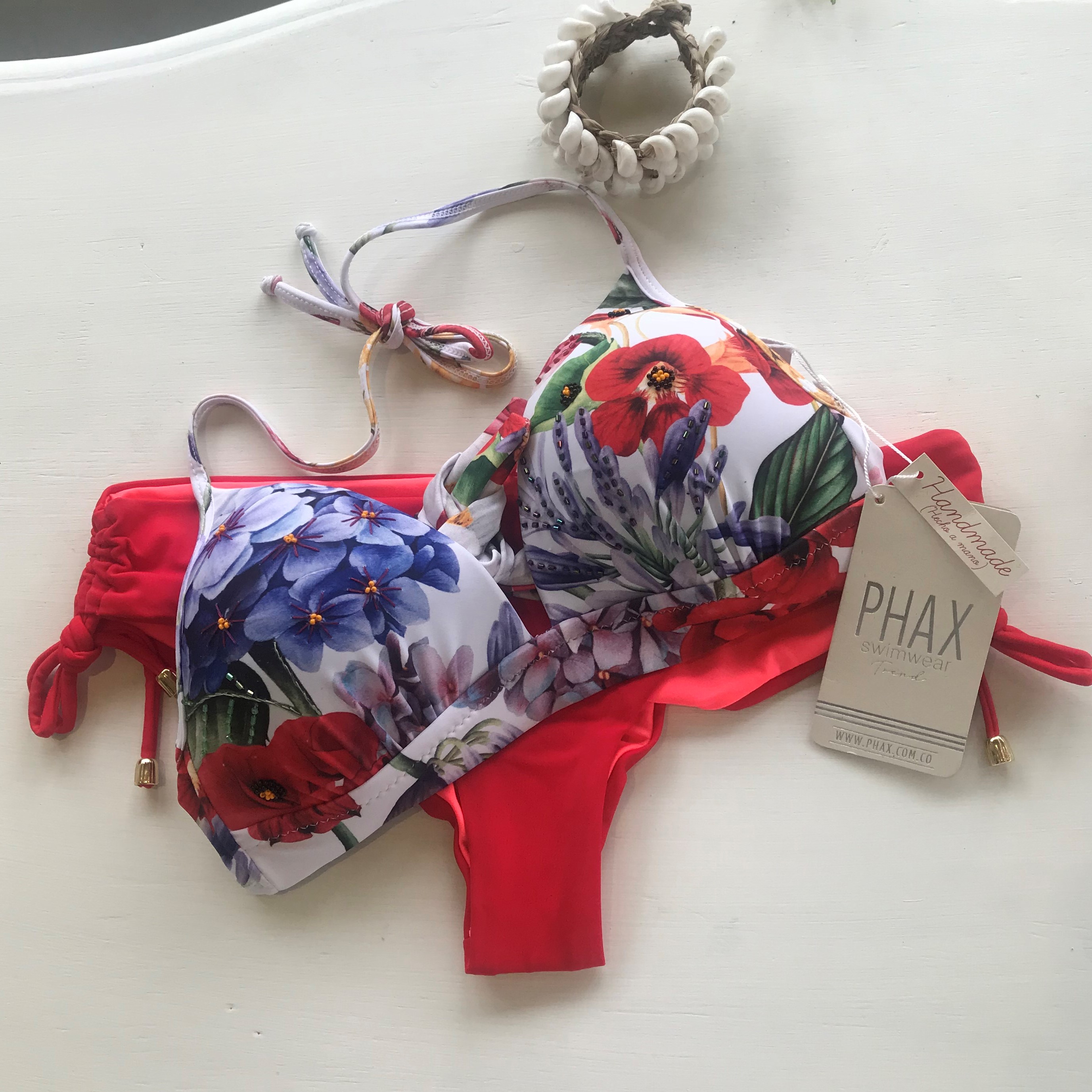 Garden State Top - Red Cheeky Bottom 