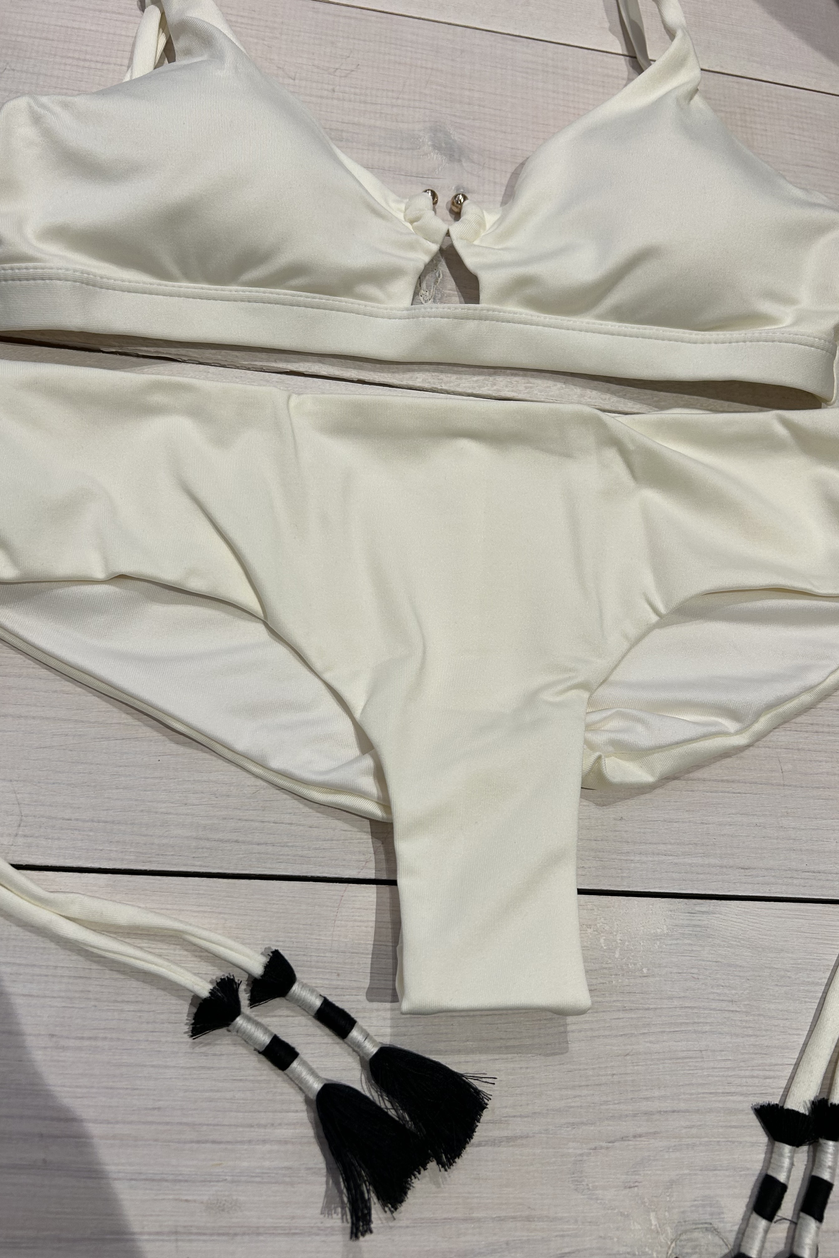 Milonga Banded Palette Halter Bikini Ivoorkleur