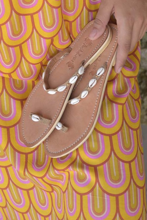 Hot Lava Slippers Pura Vida