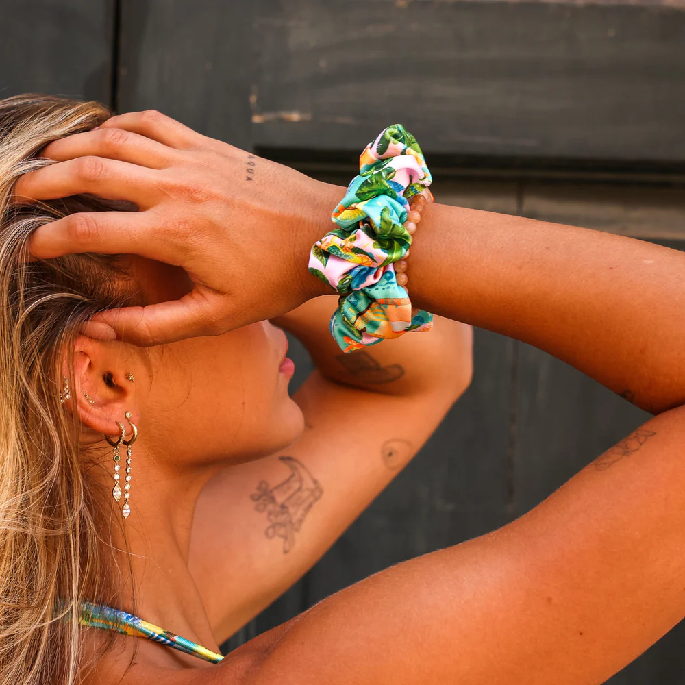 Kulani Kinis Sunlit Spritz Scrunchie