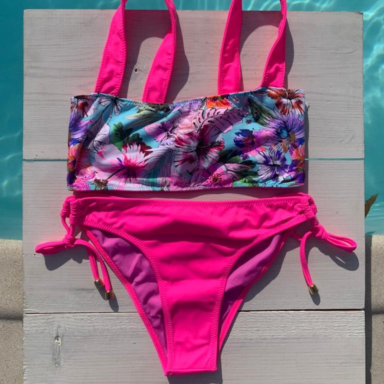 Phax Turquesa Sporty Reversible Top - Neon Pink Latin Bottom 