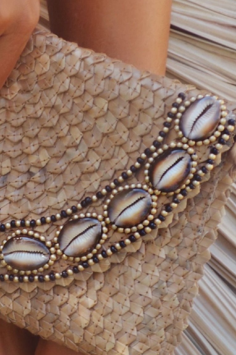 Hot Lava Clutch Ebony Ivory